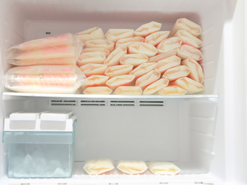 Как замораживать грудное молоко в пакетах?