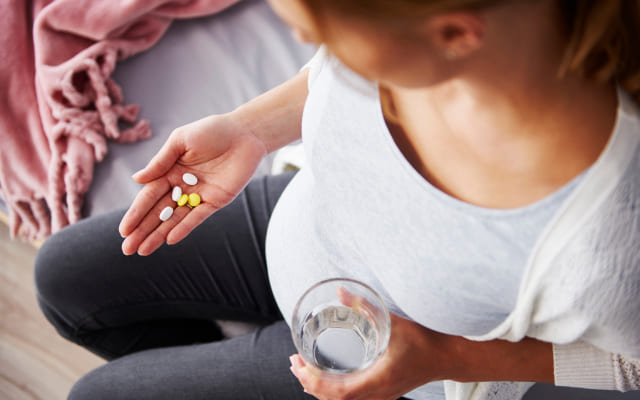 Как витамин Д влияет на течение беременности и развитие плода?